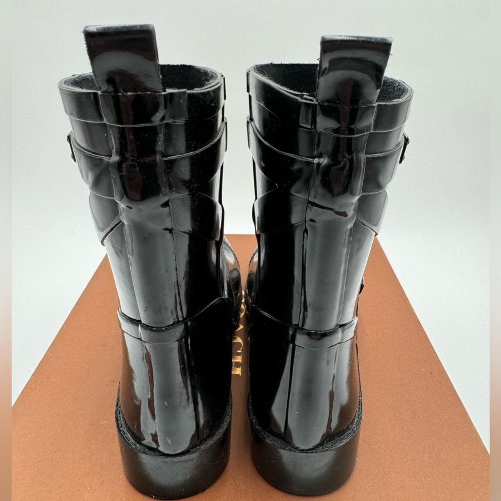 Coach - Lester Shiny Rubber Rain Boots - size 6 in box - Picture 6 of 9